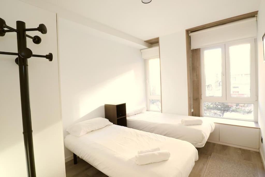 Notel Club - Precioso Loft En El Centro De La Ciudad Santander Bagian luar foto