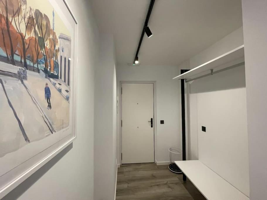 Notel Club - Precioso Loft En El Centro De La Ciudad Santander Bagian luar foto